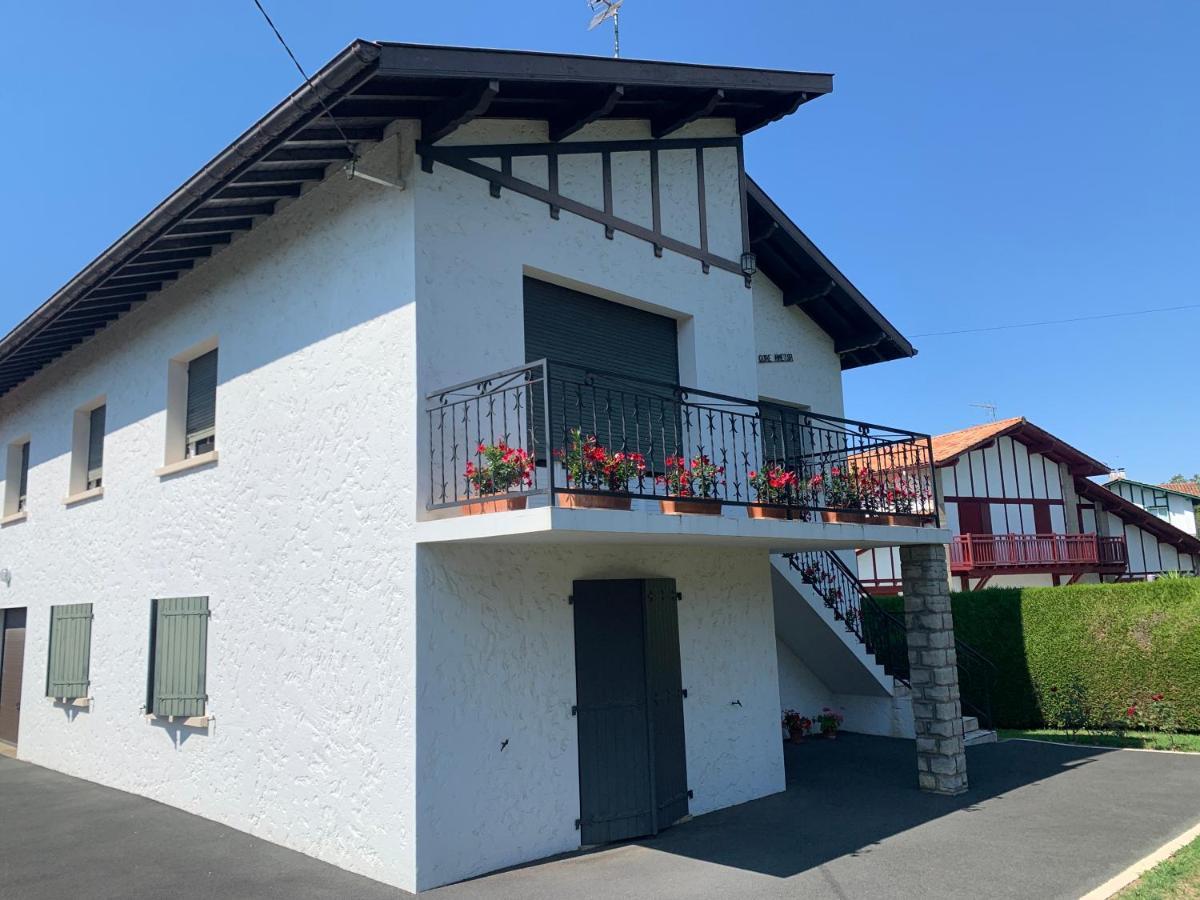 A Louer Appartement Dans Une Maison Arcangues Exterior photo